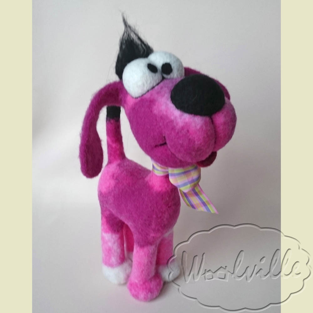 Валяная игрушка собачка розовая 22 см