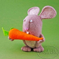 Игрушка заяц с морковкой