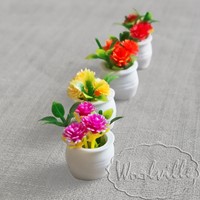 Кукольная миниатюра ваза с цветами 27 мм